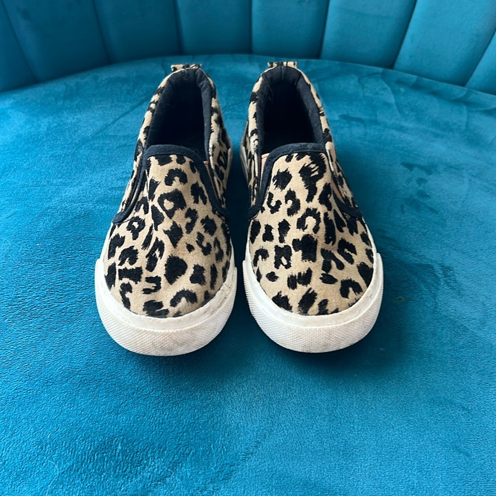 Cheetah print shoes